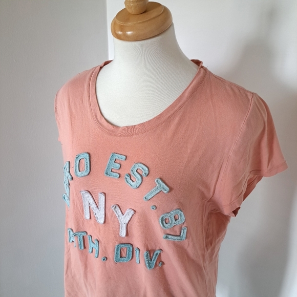 Aeropostale | Salmon pink raised fabric classic women's t shirt - Picture 2 of 9